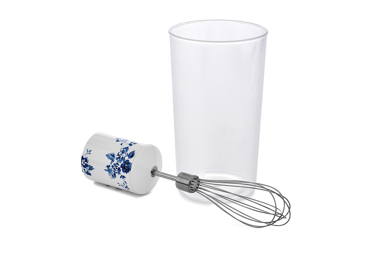 Απεικονίζεται ο αυγοδάρτης δίπλα στο δοχείο.